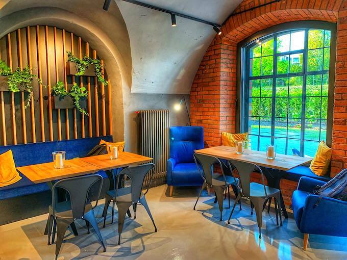 DESEO Patisserie & Chocolaterie  ul. Fort Służew 1b, 02-787 Warszawa
